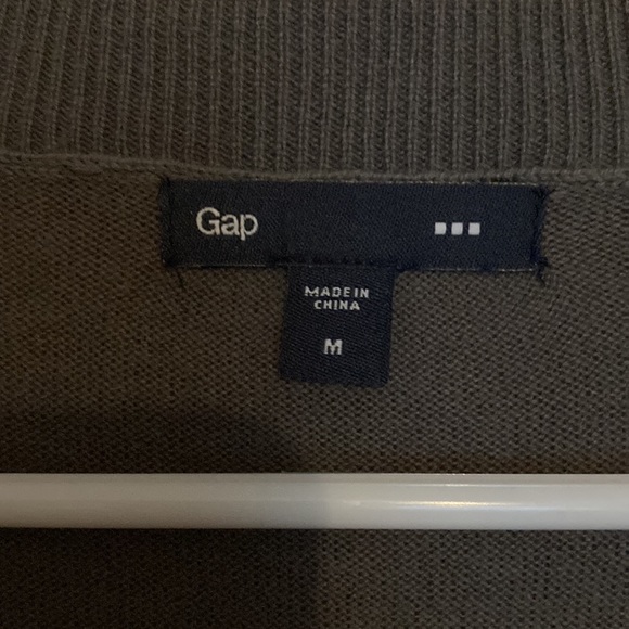 Gap | Sweater | M - Picture 6 of 9